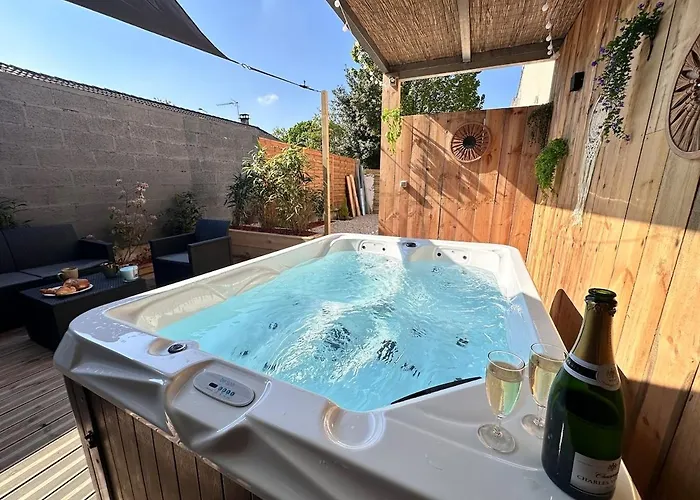 L Echappee Remoise, Jacuzzi Proche Caves Champagne