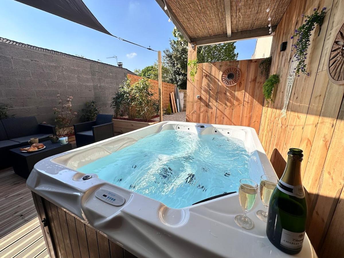 Apartment L Echappee Remoise, Jacuzzi Proche Caves Champagne *